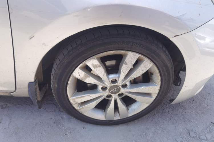 Used Chery Arrizo 5 2016 1.5L CVT Trendsetting Edition Right Front Wheel Hub