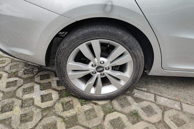 Used Chery Arrizo 5 2016 1.5L CVT Lingrui Edition Right Rear Wheel Hub