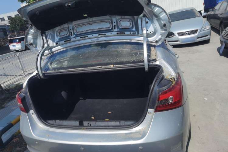 Used Chery Arrizo 5 2016 1.5L CVT Trendsetting Edition Trunk