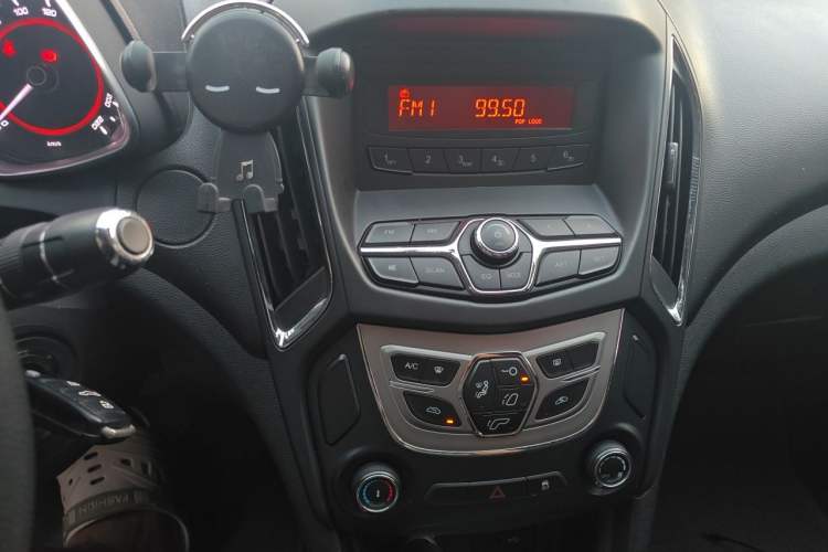 Used Chery Arrizo 5 2016 1.5L Manual Lingchao Edition Audio And AC Panel