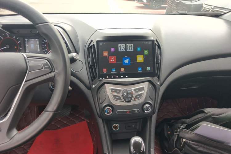 Used Chery Arrizo 5 2016 1.5L CVT Trendsetting Edition Audio And AC Panel