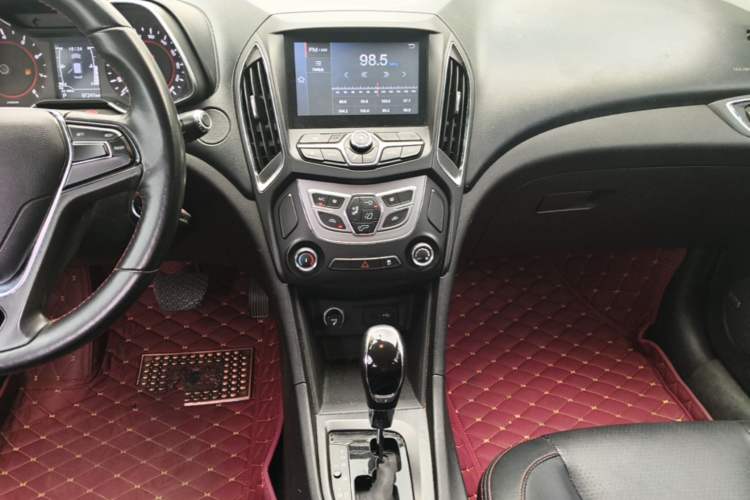 Used Chery Arrizo 5 2016 1.5L CVT Lingrui Edition Audio And AC Panel