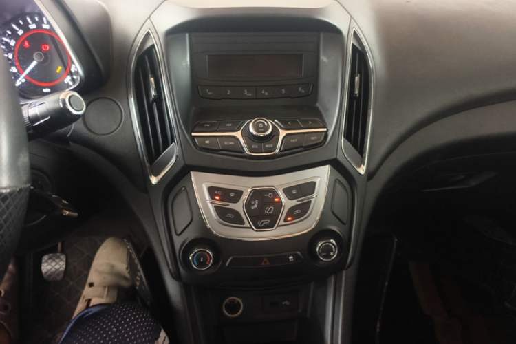 Used Chery Arrizo 5 2016 1.5L Manual Lingchao Edition Audio And AC Panel