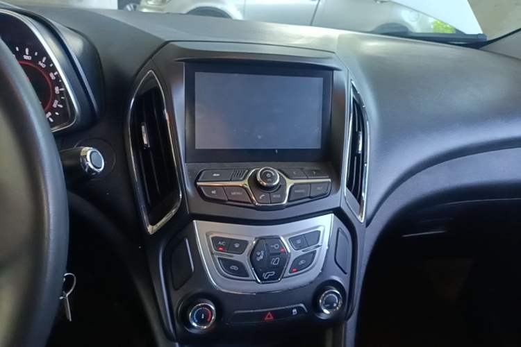 Used Chery Arrizo 5 2016 1.5L Manual Lingrui Edition Audio And AC Panel