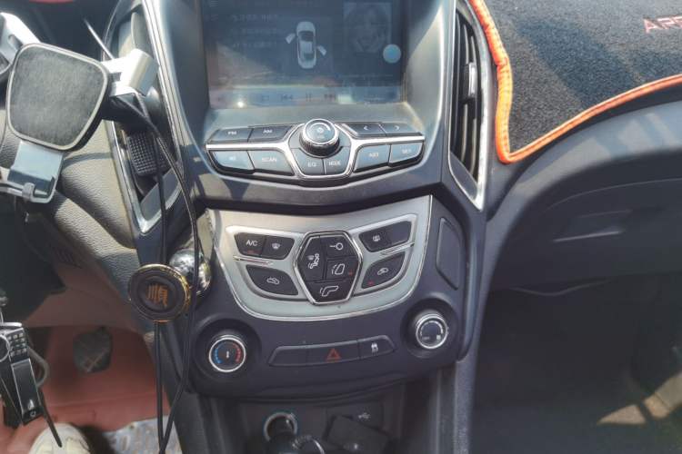 Used Chery Arrizo 5 2016 1.5L Manual Lingchao Edition Audio And AC Panel