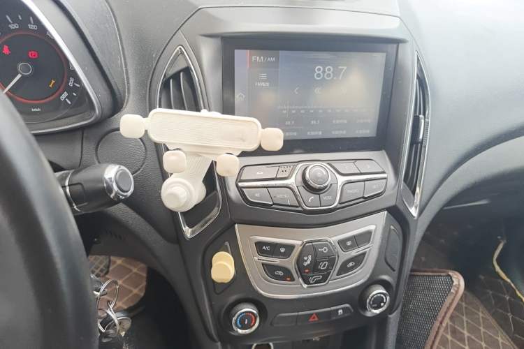 Used Chery Arrizo 5 2016 1.5L Manual Lingrui Edition Audio And AC Panel