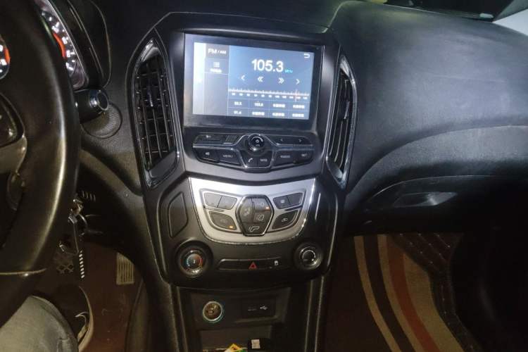 Used Chery Arrizo 5 2016 1.5L Manual Lingrui Edition Audio And AC Panel