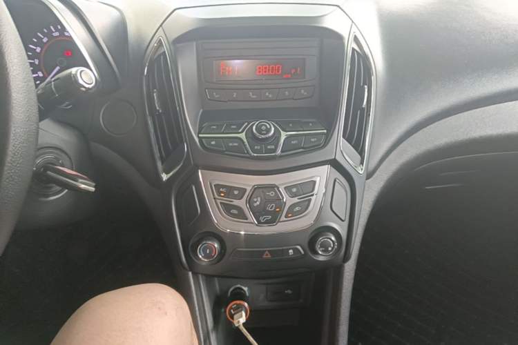 Used Chery Arrizo 5 2016 1.5L Manual Lingchao Edition Audio And AC Panel