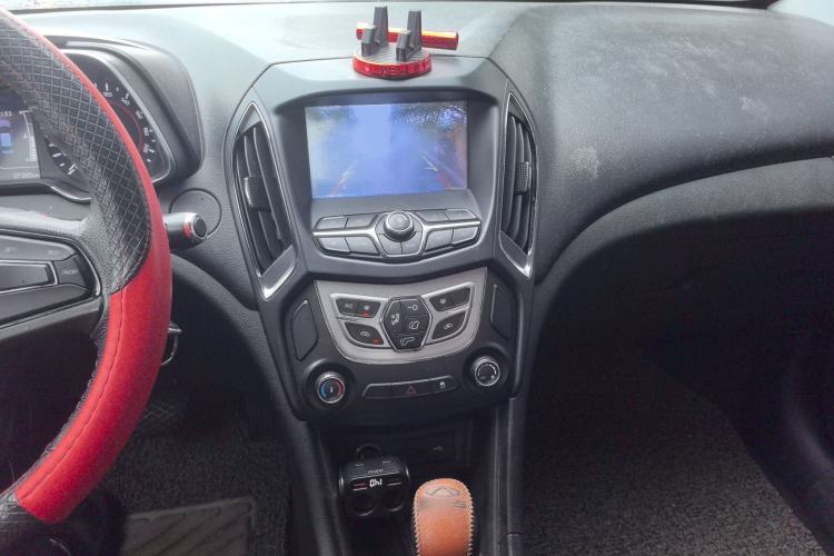 Used Chery Arrizo 5 2016 1.5L CVT Trendsetting Edition Audio And AC Panel