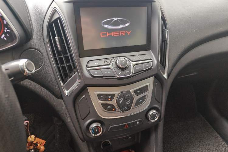 Used Chery Arrizo 5 2016 1.5L CVT Lingrui Edition Audio And AC Panel