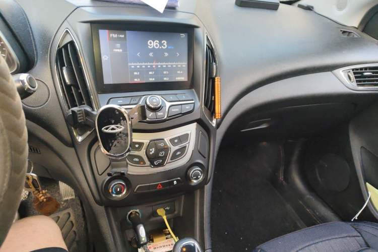 Used Chery Arrizo 5 2016 1.5L CVT Lingrui Edition Audio And AC Panel