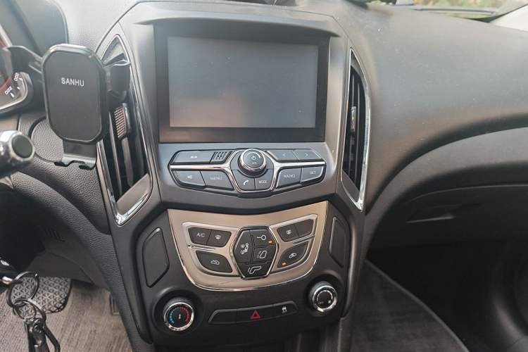 Used Chery Arrizo 5 2016 1.5L CVT Lingrui Edition Audio And AC Panel
