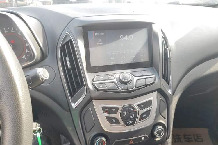 Used Chery Arrizo 5 2016 1.5L CVT Lingrui Edition Audio And AC Panel
