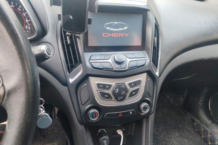 Used Chery Arrizo 5 2016 1.5L CVT Lingrui Edition Audio And AC Panel