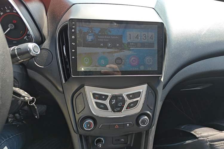 Used Chery Arrizo 5 2016 1.5L Manual Lingchao Edition Audio And AC Panel