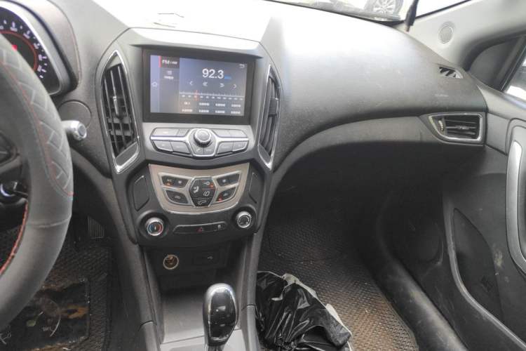 Used Chery Arrizo 5 2016 1.5L CVT Lingrui Edition Audio And AC Panel