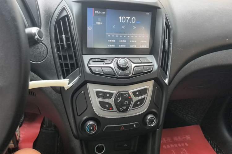 Used Chery Arrizo 5 2016 1.5L CVT Lingrui Edition Audio And AC Panel