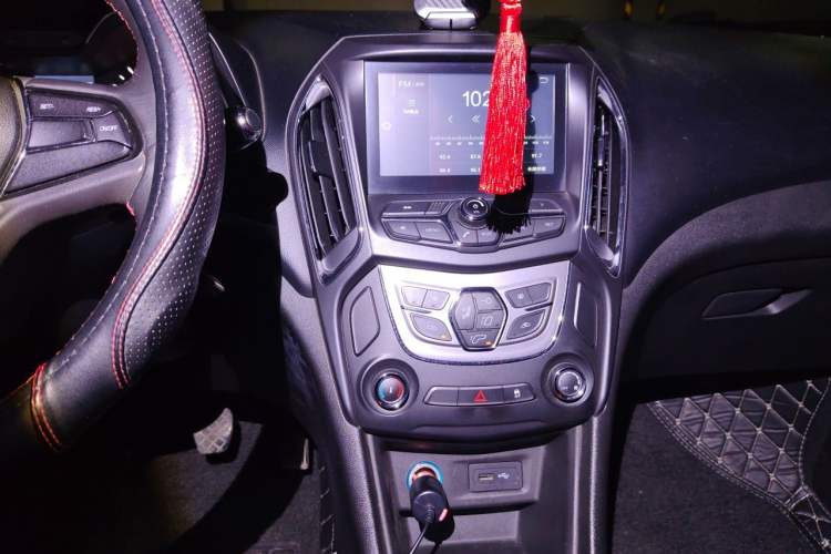 Used Chery Arrizo 5 2016 1.5L Manual Lingrui Edition Audio And AC Panel