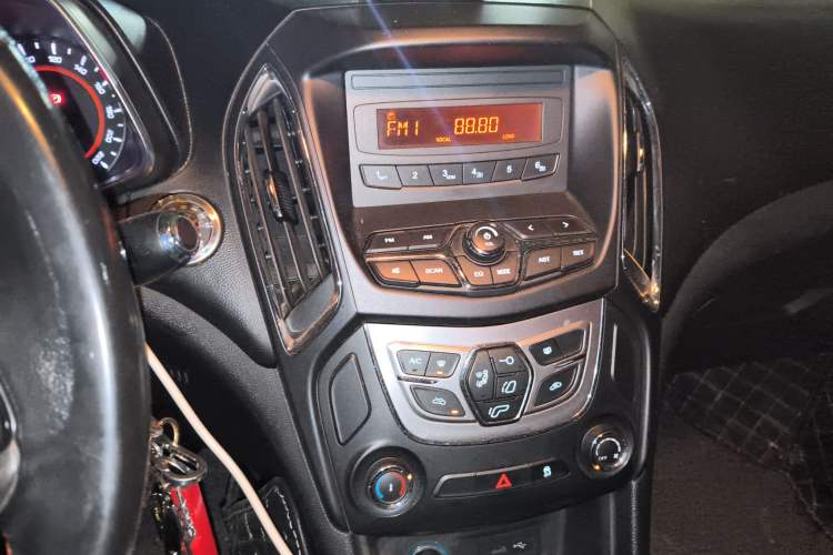 Used Chery Arrizo 5 2016 1.5L Manual Lingchao Edition Audio And AC Panel