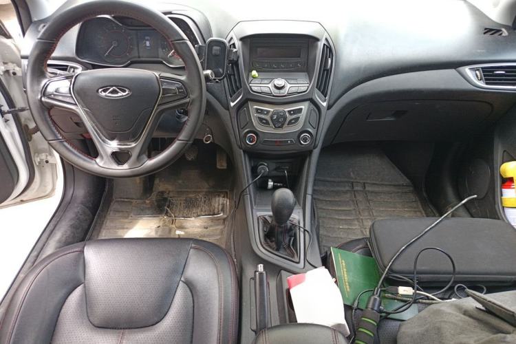 Used Chery Arrizo 5 2016 1.5L Manual Lingchao Edition Center Console