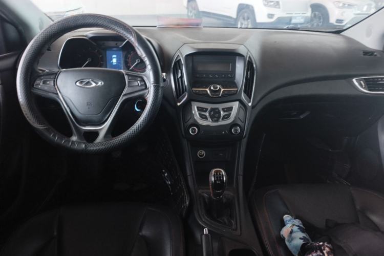 Used Chery Arrizo 5 2016 1.5L Manual Lingchao Edition Center Console