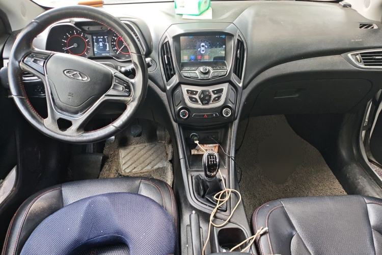 Used Chery Arrizo 5 2016 1.5L Manual Lingchao Edition Center Console