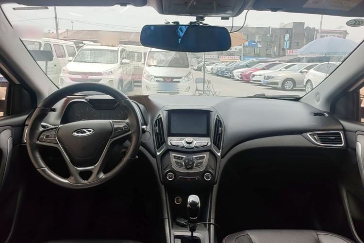 Used Chery Arrizo 5 2016 1.5L CVT Lingrui Edition Center Console