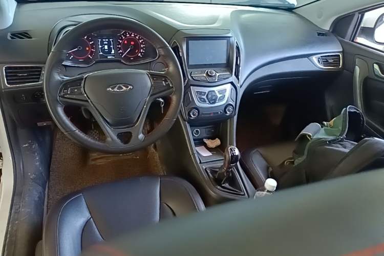 Used Chery Arrizo 5 2016 1.5L Manual Lingrui Edition Center Console