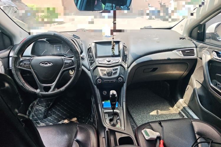 Used Chery Arrizo 5 2016 1.5L CVT Lingrui Edition Center Console
