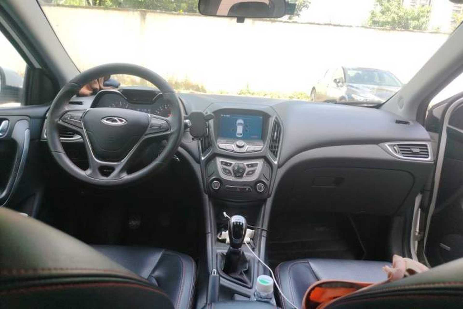Used Chery Arrizo 5 2016 1.5L Manual Lingchao Edition Center Console