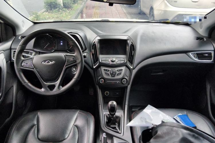 Used Chery Arrizo 5 2016 1.5L Manual Lingchao Edition Center Console