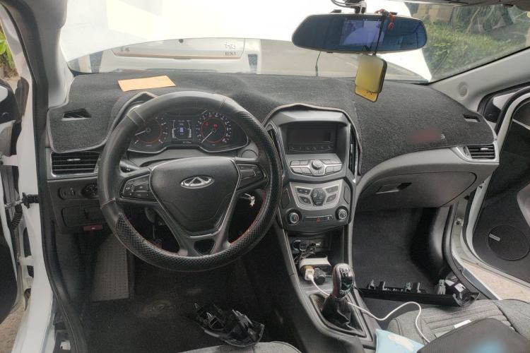 Used Chery Arrizo 5 2016 1.5L Manual Lingchao Edition Center Console