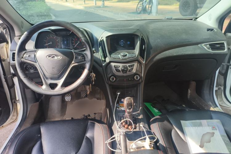 Used Chery Arrizo 5 2016 1.5L Manual Lingchao Edition Center Console