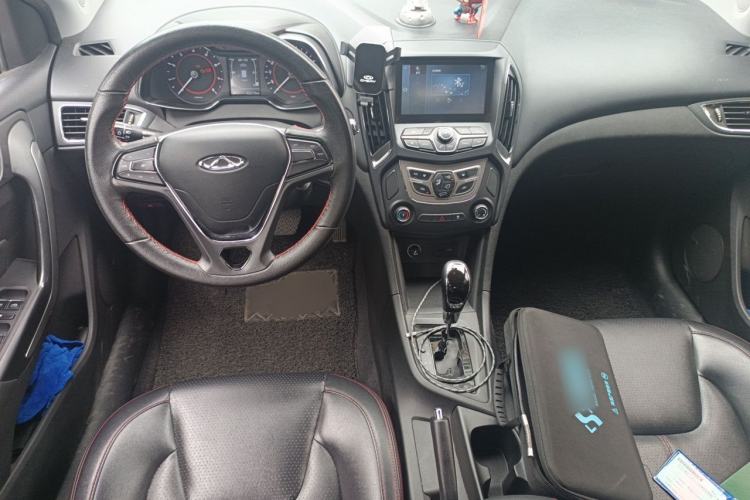 Used Chery Arrizo 5 2016 1.5L CVT Lingrui Edition Center Console