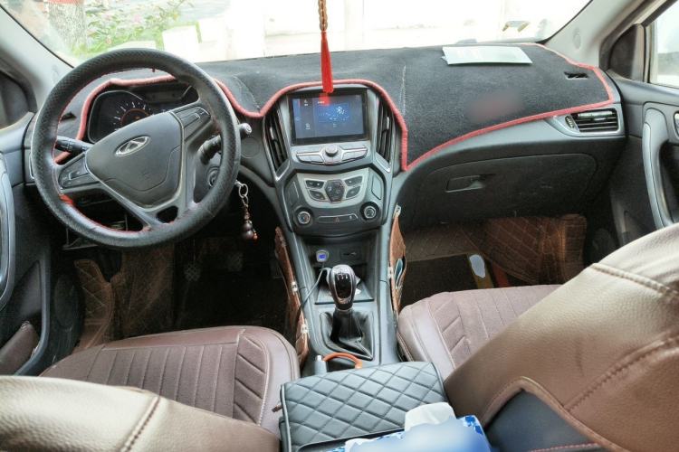 Used Chery Arrizo 5 2016 1.5L Manual Lingchao Edition Center Console