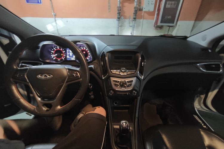 Used Chery Arrizo 5 2016 1.5L Manual Lingchao Edition Center Console