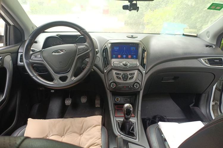 Used Chery Arrizo 5 2016 1.5L Manual Lingrui Edition Center Console