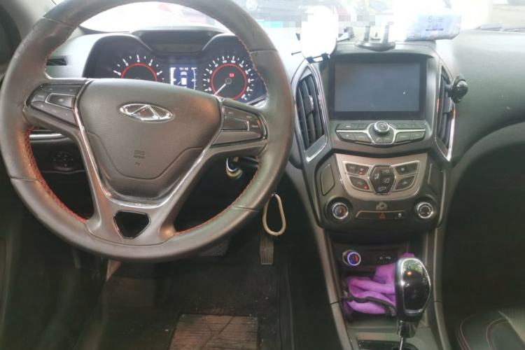 Used Chery Arrizo 5 2016 1.5L CVT Lingrui Edition Center Console