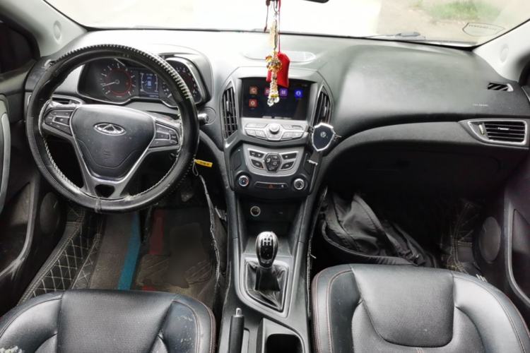 Used Chery Arrizo 5 2016 1.5L Manual Leading Version Center Console