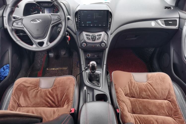 Used Chery Arrizo 5 2016 1.5L Manual Lingchao Edition Center Console