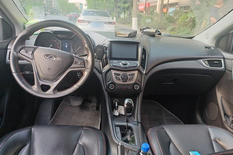 Used Chery Arrizo 5 2016 1.5L CVT Lingrui Edition Center Console