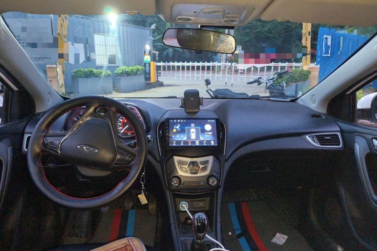 Used Chery Arrizo 5 2016 1.5L Manual Lingchao Edition Center Console