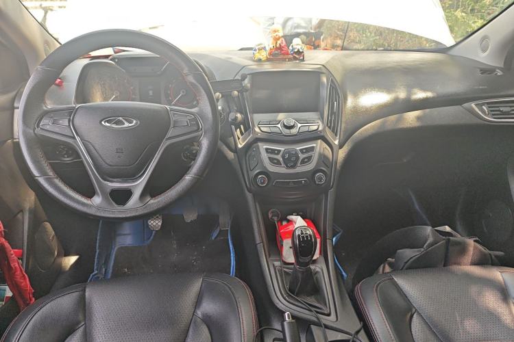 Used Chery Arrizo 5 2016 1.5L Manual Lingchao Edition Center Console
