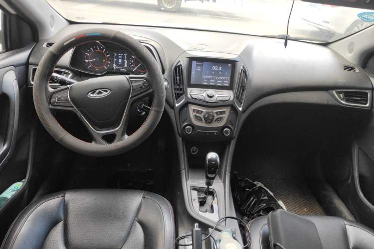 Used Chery Arrizo 5 2016 1.5L CVT Lingrui Edition Center Console