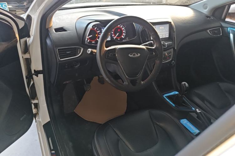 Used Chery Arrizo 5 2016 1.5L Manual Lingrui Edition Center Console