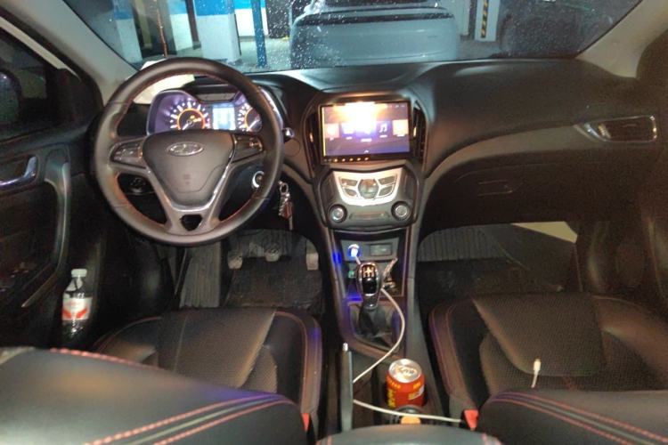 Used Chery Arrizo 5 2016 1.5L Manual Lingchao Edition Center Console