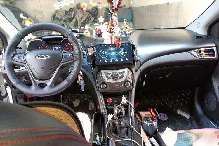 Used Chery Arrizo 5 2016 1.5L Manual Lingrui Edition Center Console