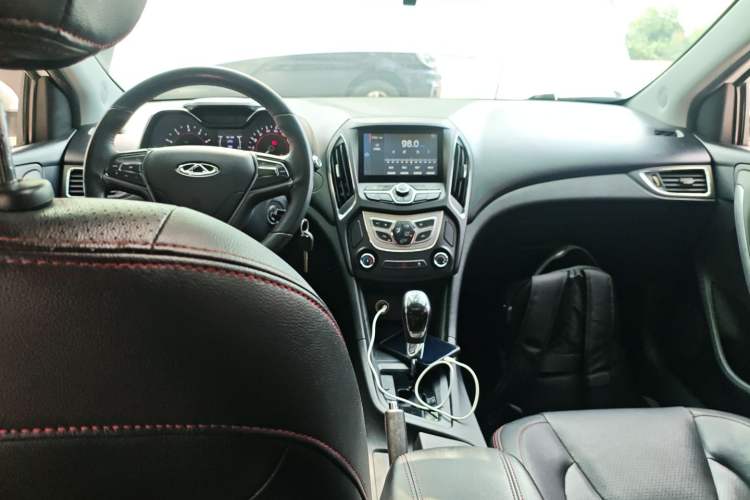 Used Chery Arrizo 5 2016 1.5L CVT Lingrui Edition Center Console
