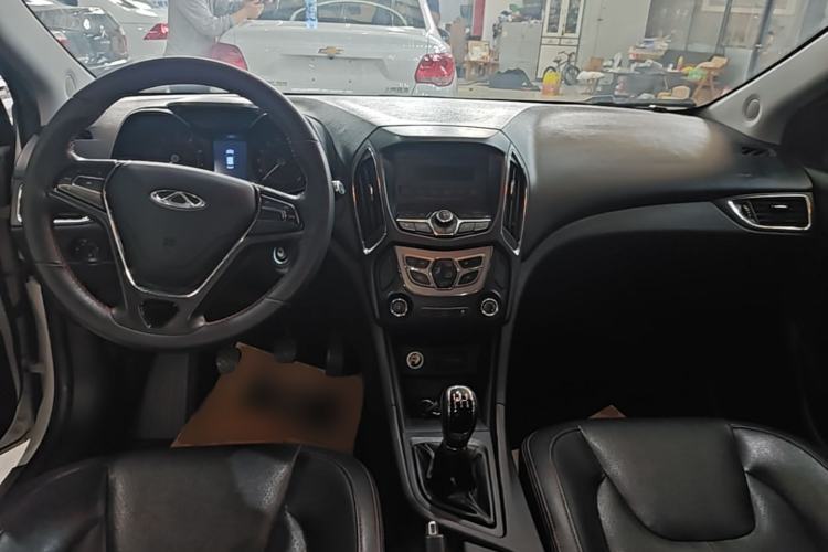 Used Chery Arrizo 5 2016 1.5L Manual Lingchao Edition Center Console