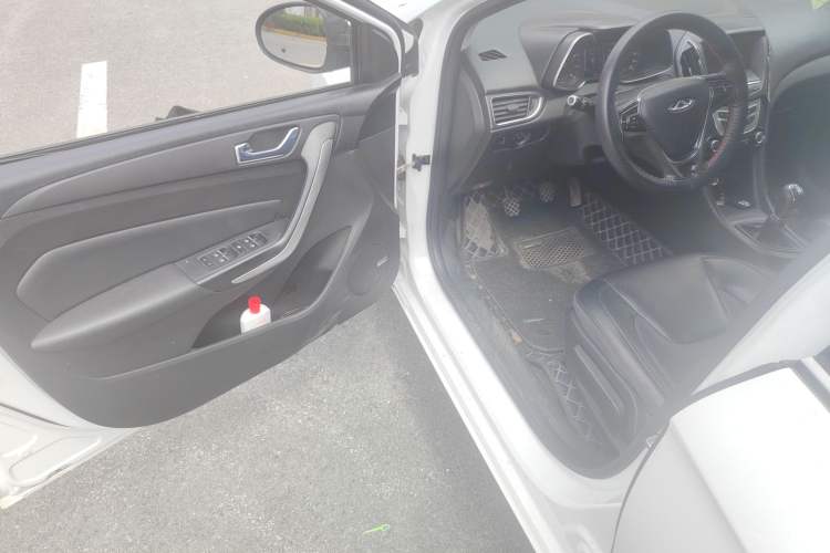 Used Chery Arrizo 5 2016 1.5L Manual Lingchao Edition Driver Seat
